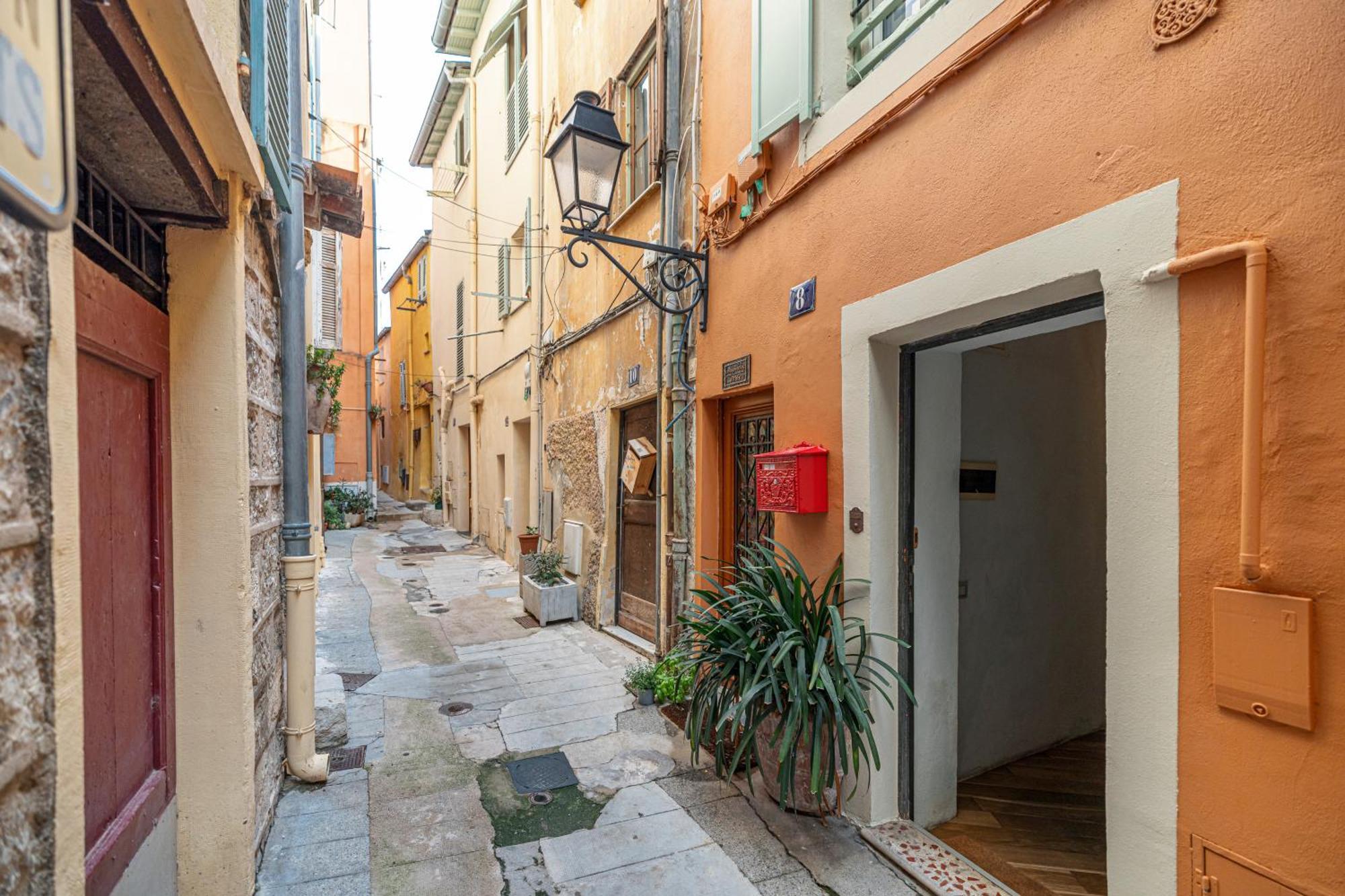 Le Bougainvillier Menton Vieille Ville Eksteriør billede